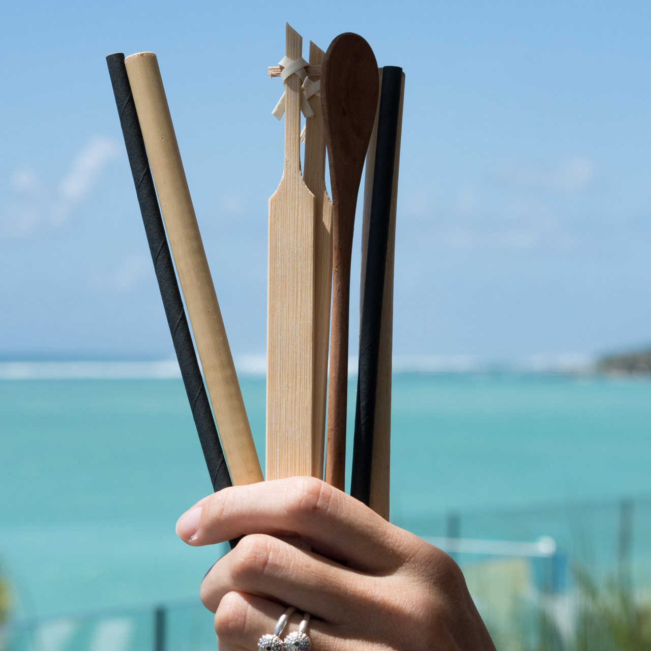 Reusable essentials replacing single-use plastic.