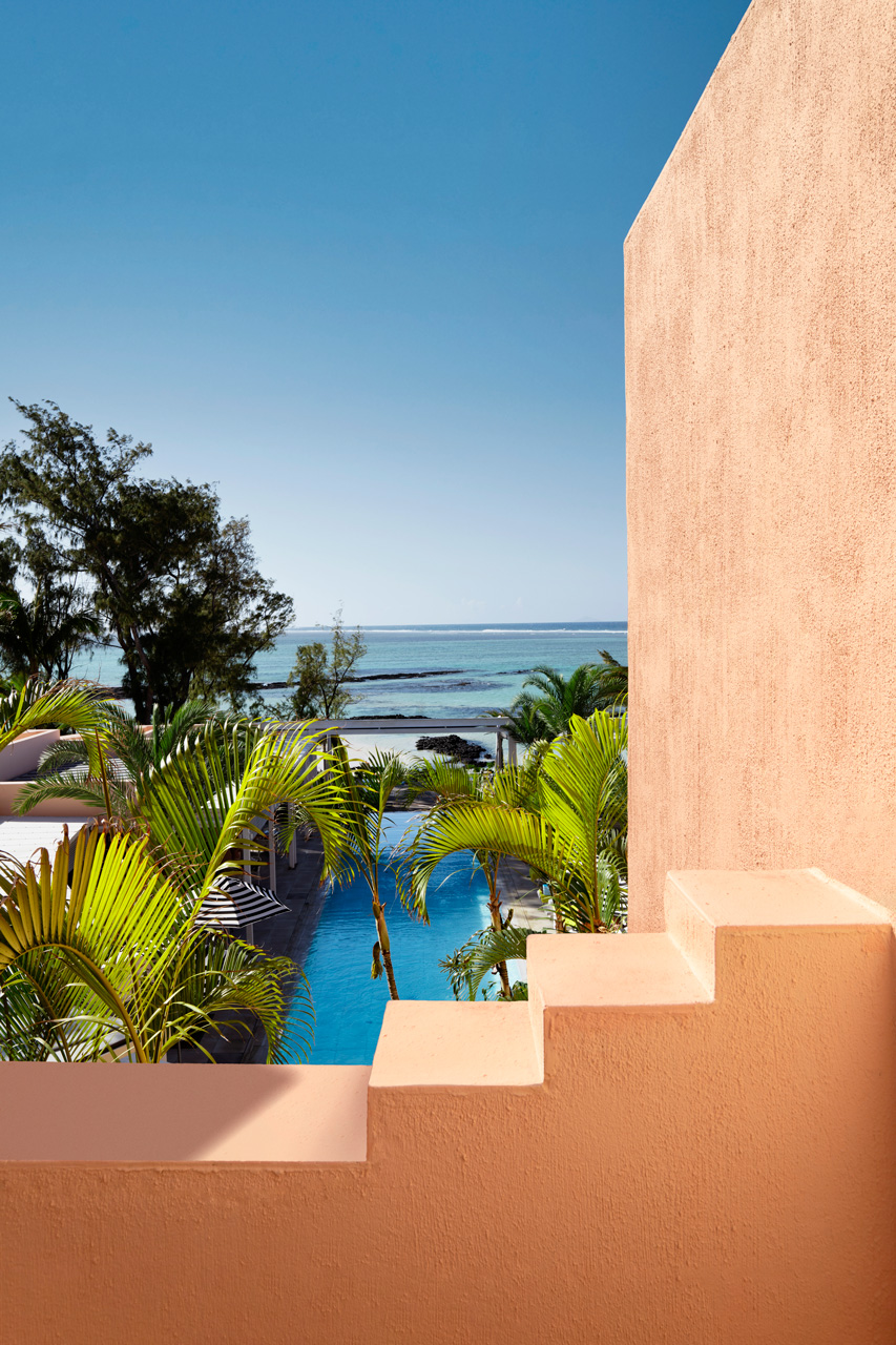 Pool and ocean view framed by the architecture of SALT of Palmar.