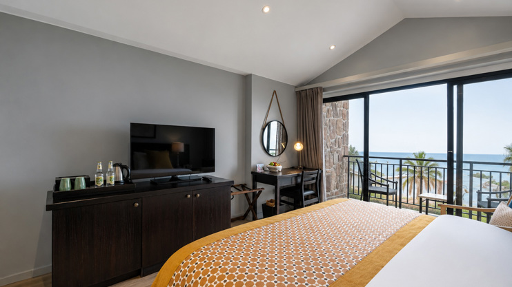SALT Forest View Room